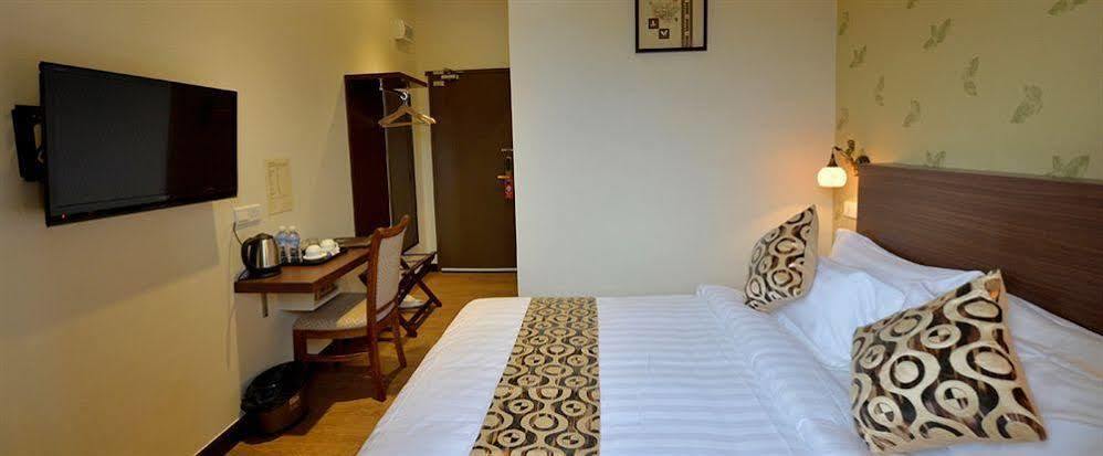 Hotel Asiana 3*